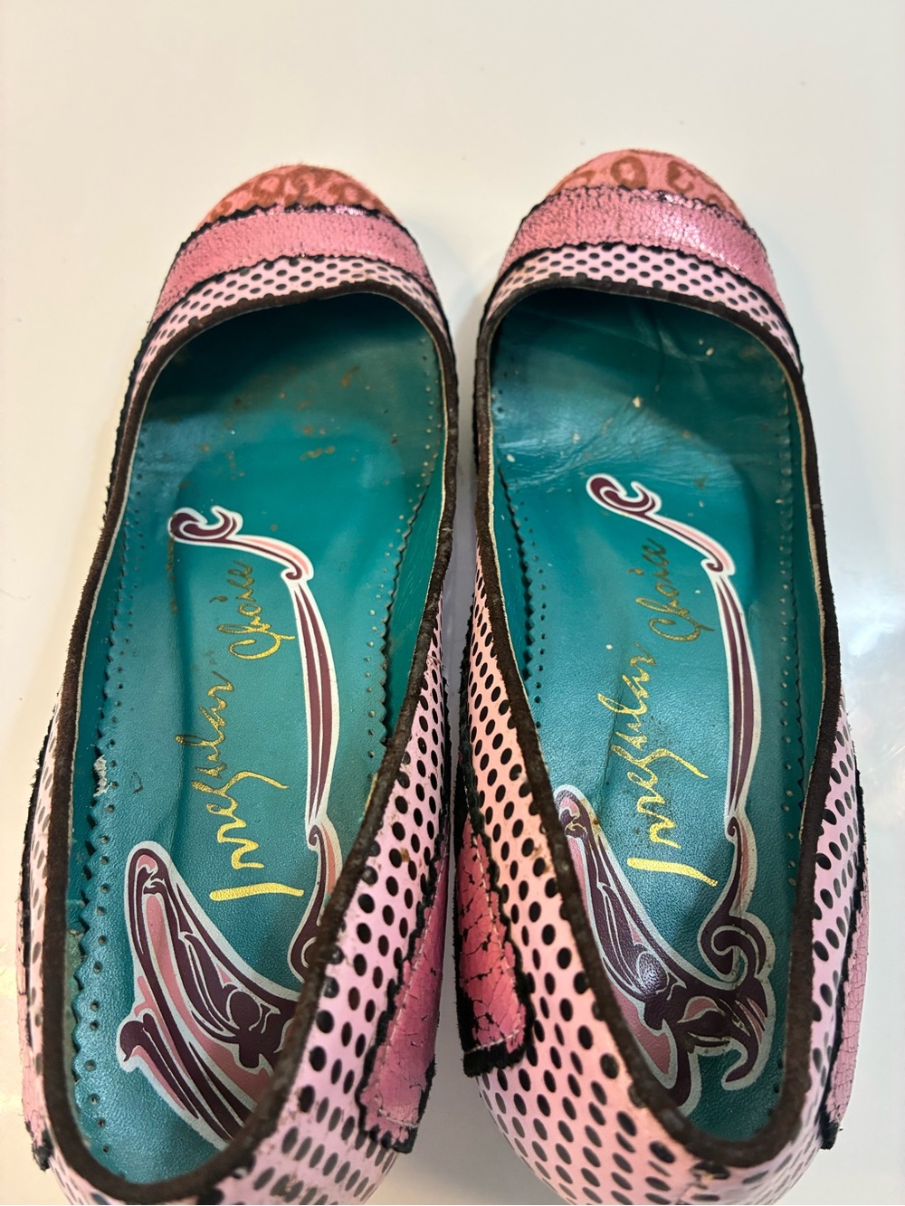 VTG Irregular Choice 41EU 10 Pink Patterned Kitten Heel Pumps Distressed READ - Picture 6 of 16